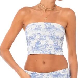 Edikted blue and white tube top
